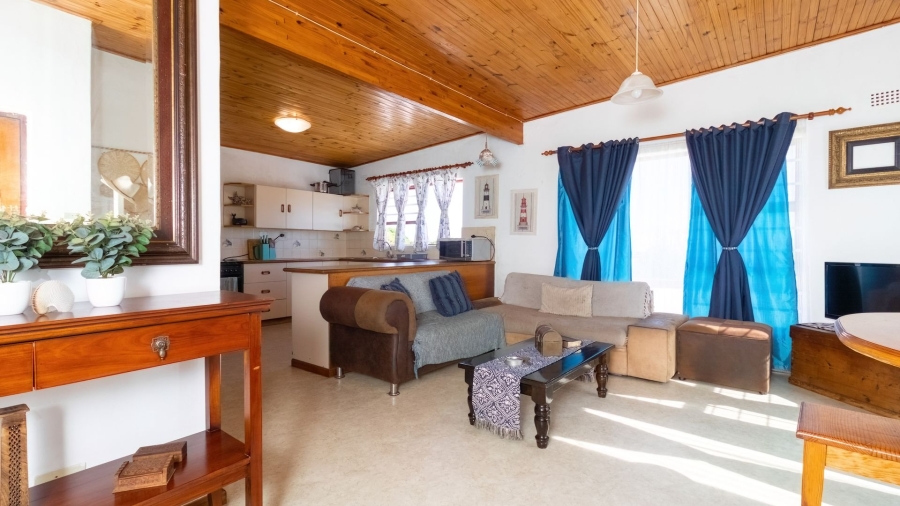4 Bedroom Property for Sale in Pearly Beach Western Cape